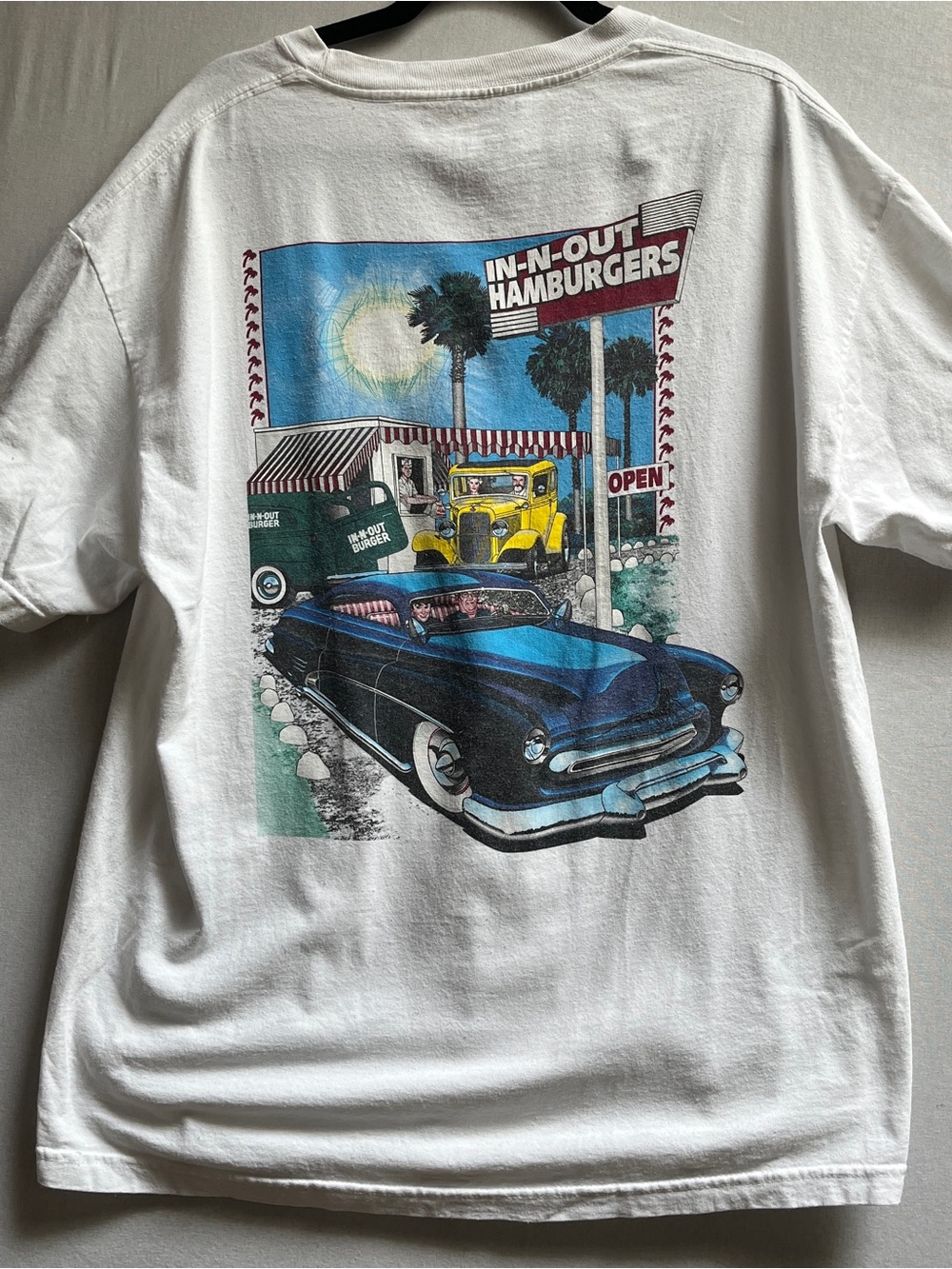 In-N-Out Burger Retro Graphic Tee White Blue Classic Car Men's XL